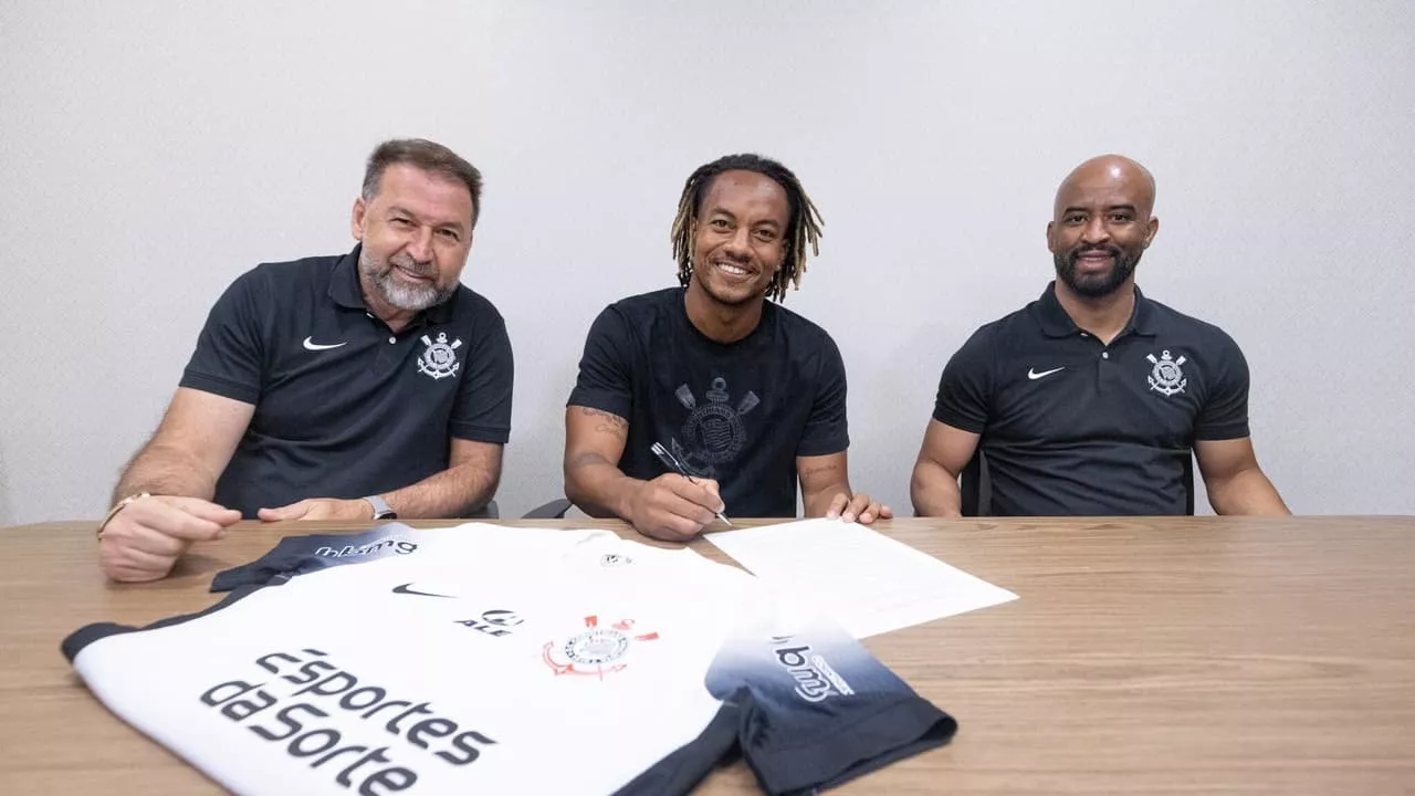 Corinthians Renova Contrato de Romero e Carrillo