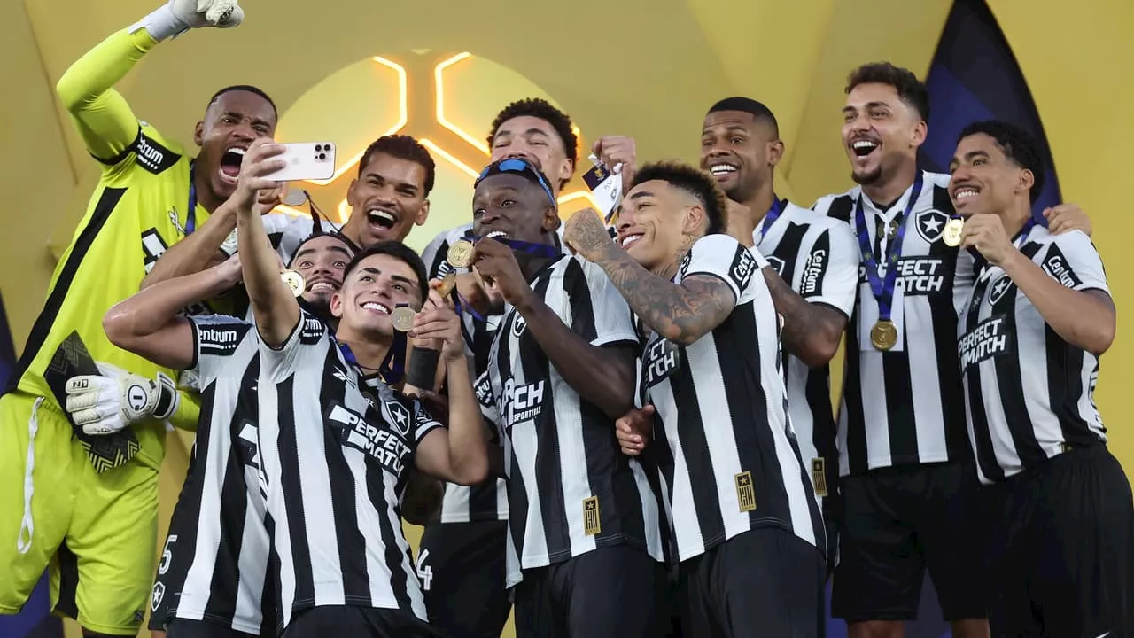 Mercado da Bola: veja como estão as negociações do Botafogo