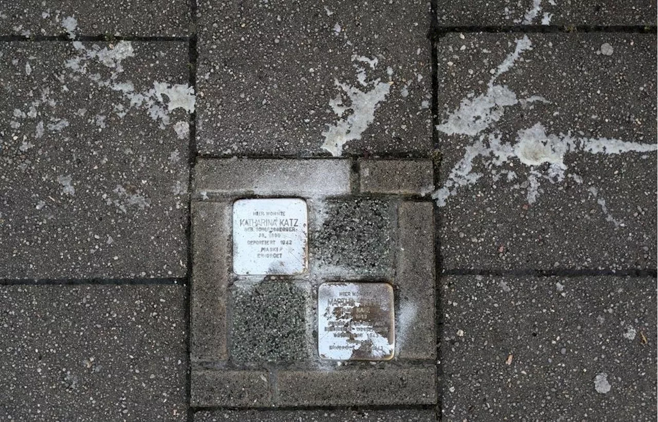 Antisemitische Schmierereien in Regensburg: Spurensicherung an Stolpersteinen abgeschlossen