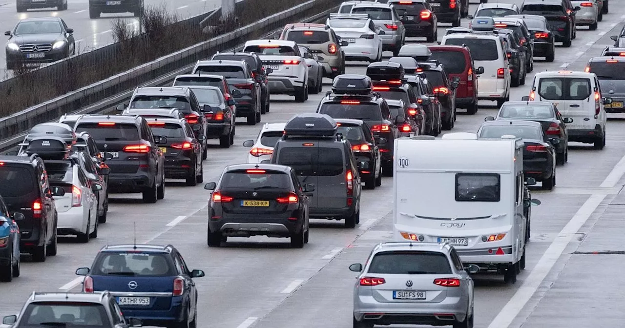 Staus zu Weihnachten: Wann fahre ich am besten nach Hause?