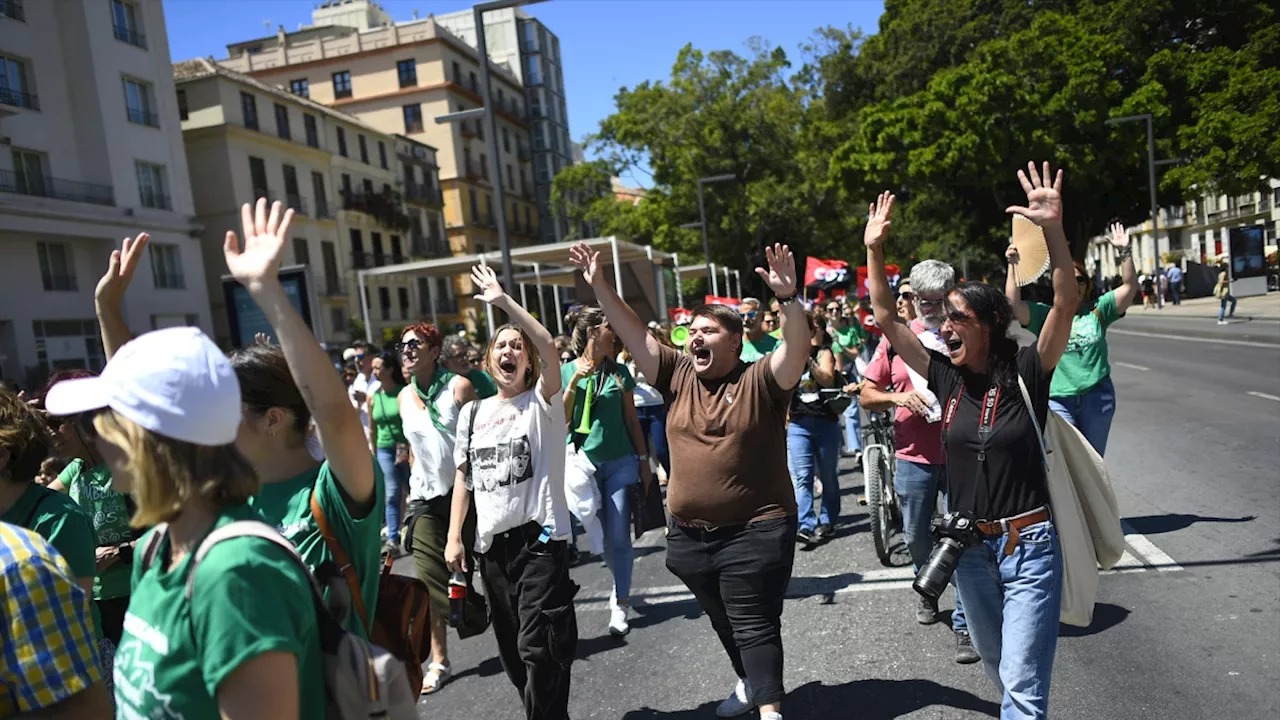 Andalucía ha perdido 2.400 aulas de educación pública durante el mandato de Moreno Bonilla