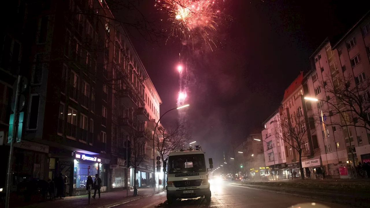 Durchsuchung: Rund 200 Kilo Feuerwerk in Berliner Wohnung beschlagnahmt