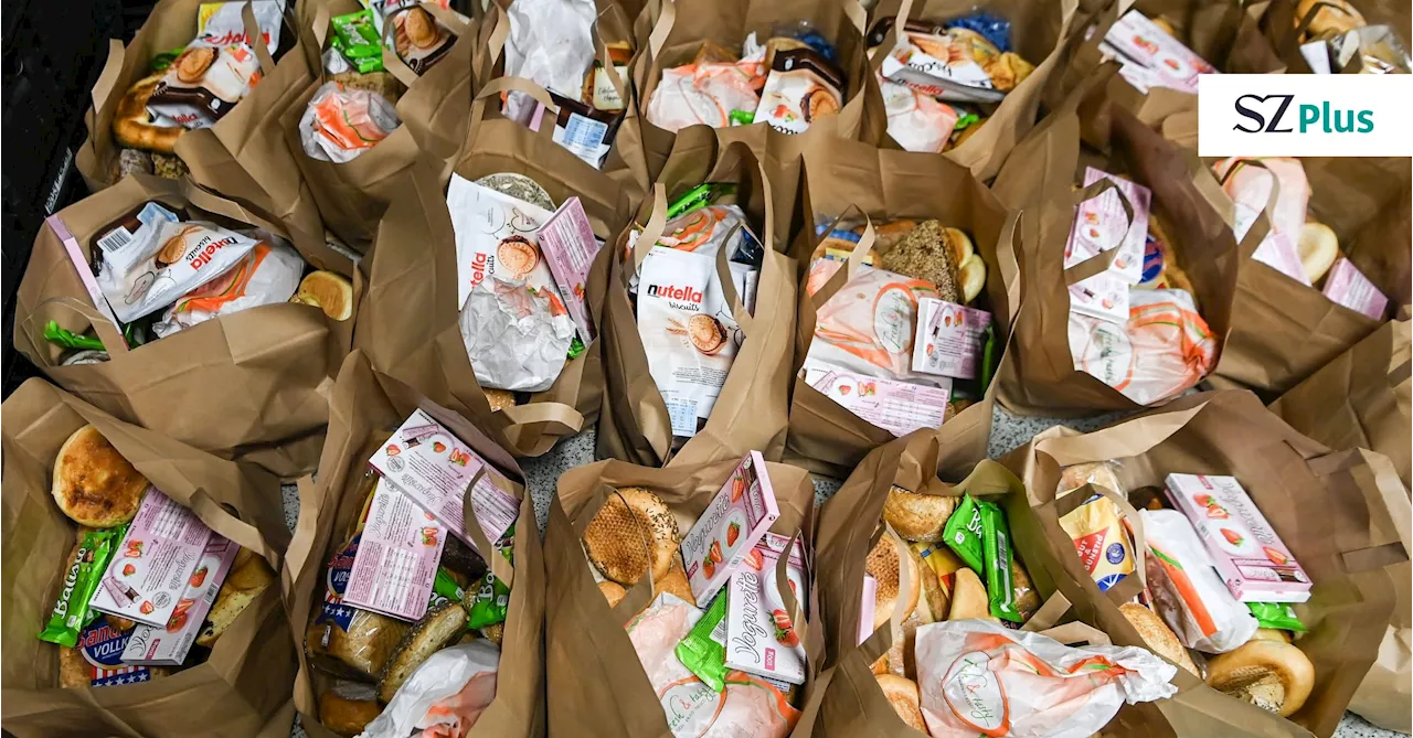 Lebensmittelrationierung an Tafeln im Zuge des großen Andranges