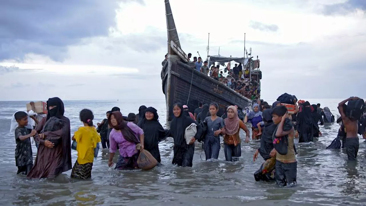 Sri Lanka Navy Rescues 102 Rohingya Refugees