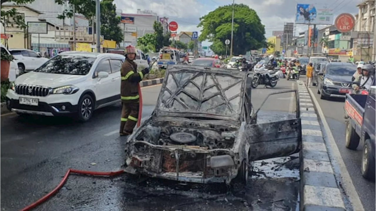 Baru Dibeli Semalam, Mobil Fahri Seharga 16 Juta Tiba-tiba Terbakar di Margonda