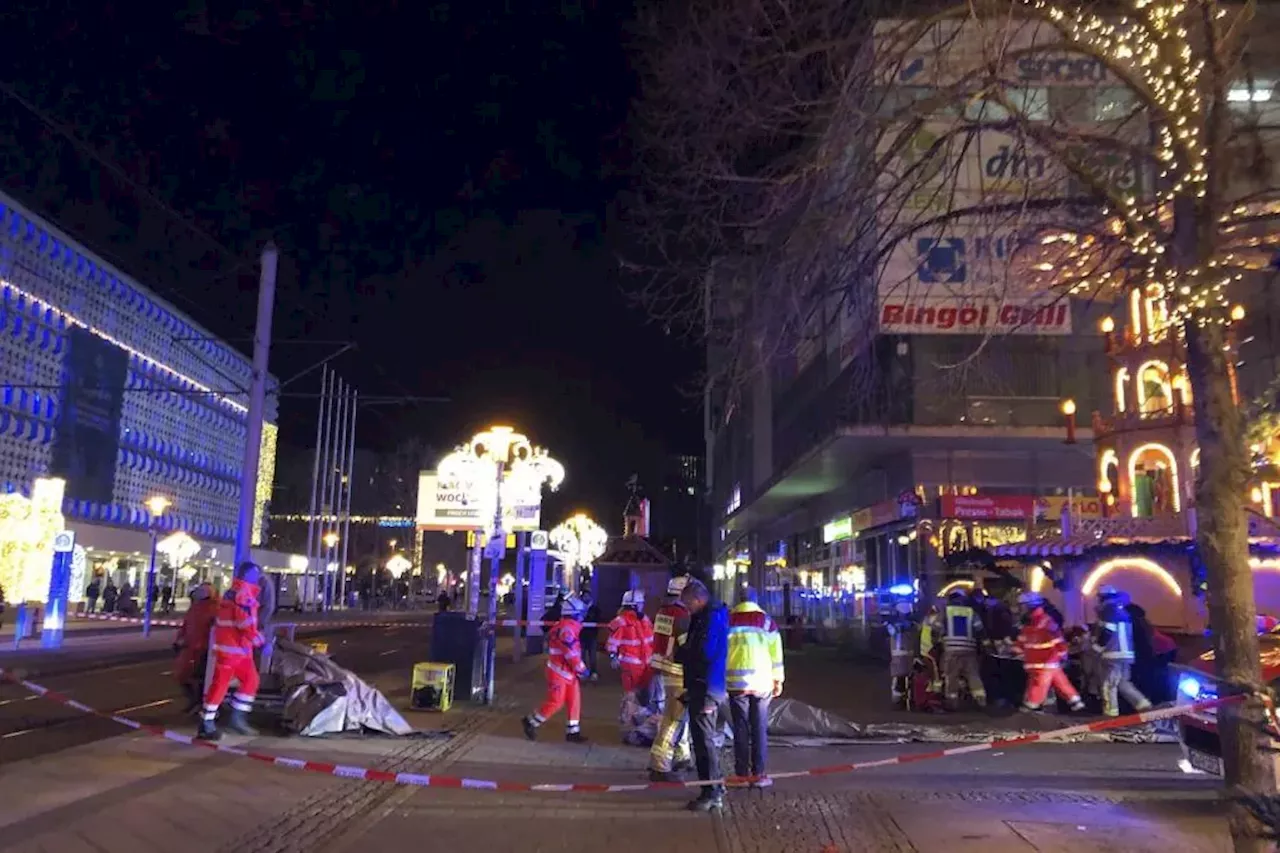 Al menos un muerto y decenas de heridos tras atropellar un coche a un grupo de personas en un mercadillo navideño en Alemania