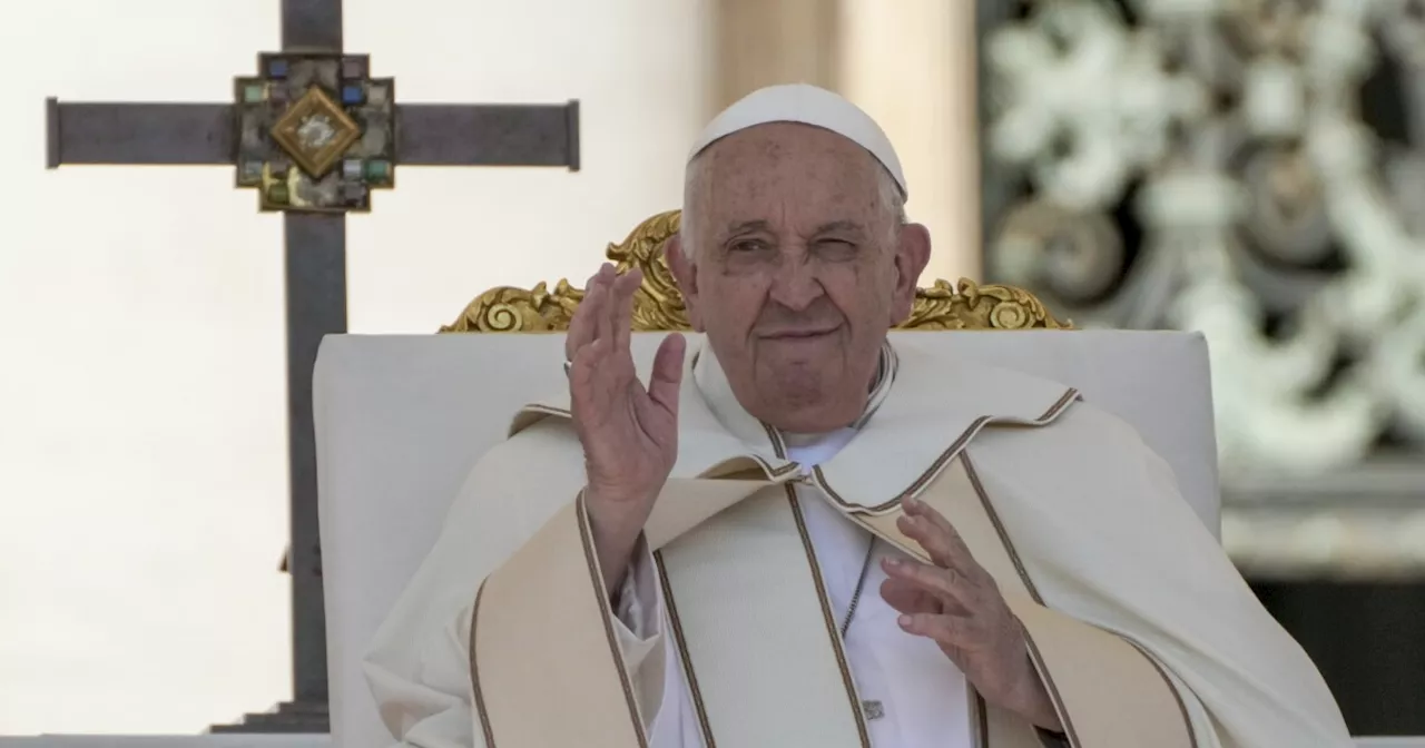 Pope Francis scolds Vatican staff for gossiping in annual Christmas message