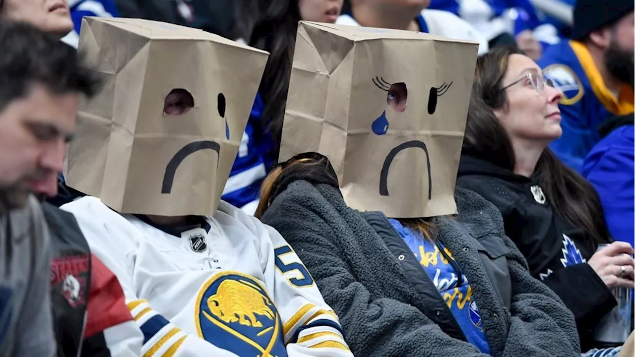 Maple Leafs hand Sabres 12th straight loss