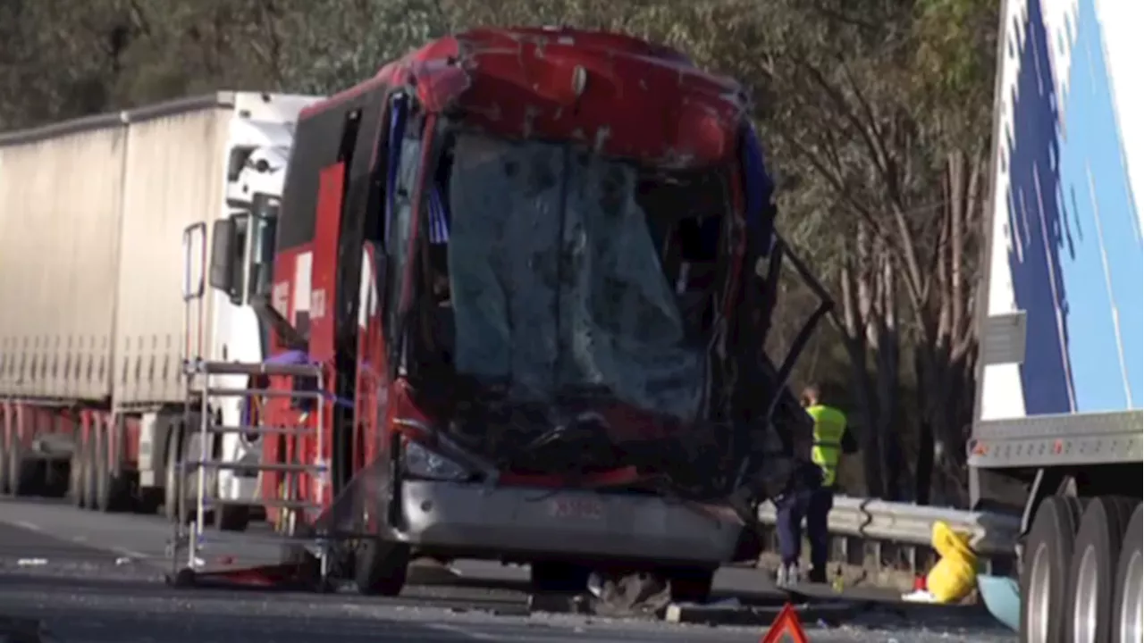 Bus driver dead and multiple people injured in crash on Hume Highway at Kyeamba