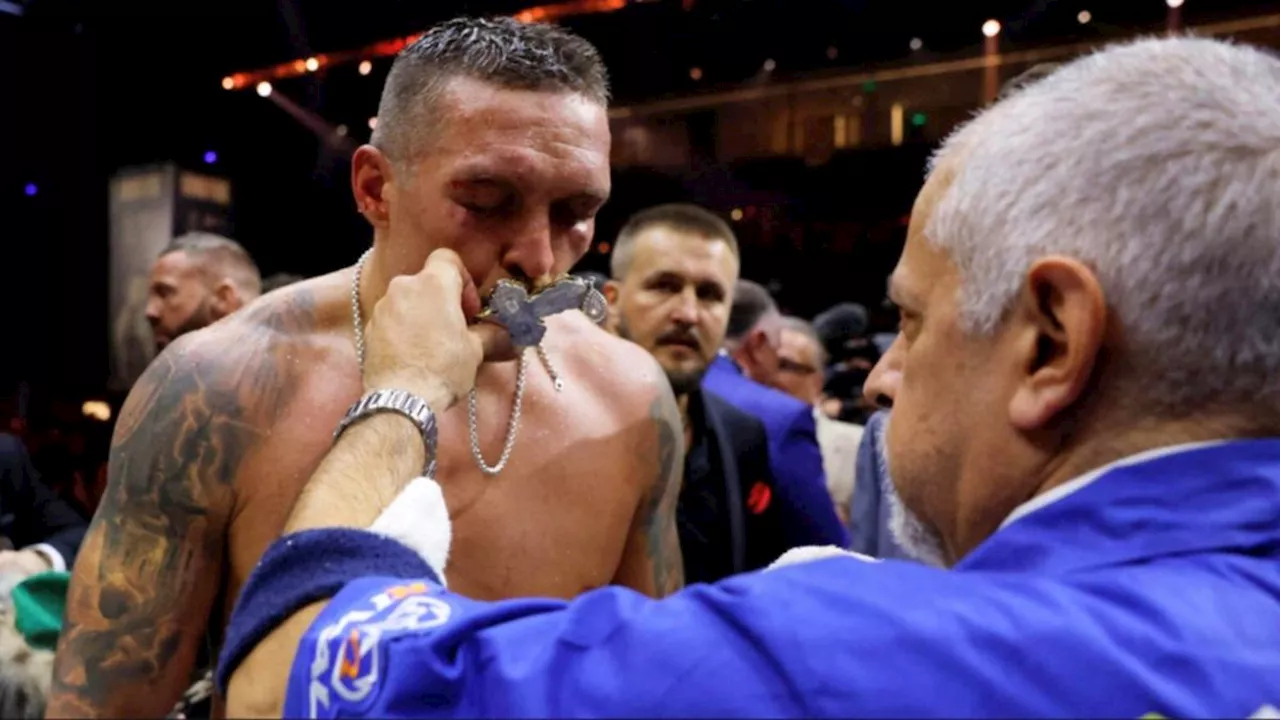 Oleksandr Usyk banned from wearing crucifix necklace against Tyson Fury in heavyweight title fight