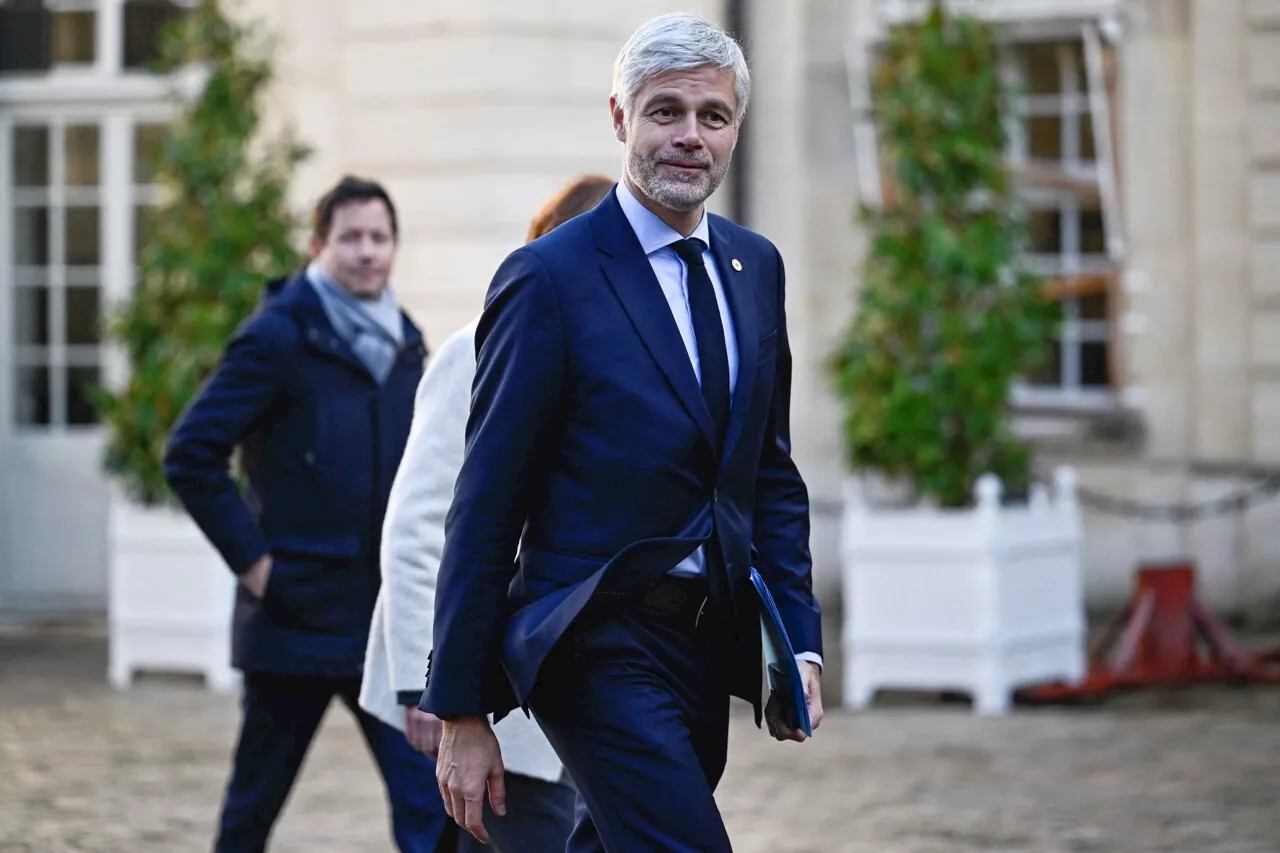 Gouvernement de François Bayrou : Laurent Wauquiez attend d'ultimes 'garanties' avant de donner son feu vert