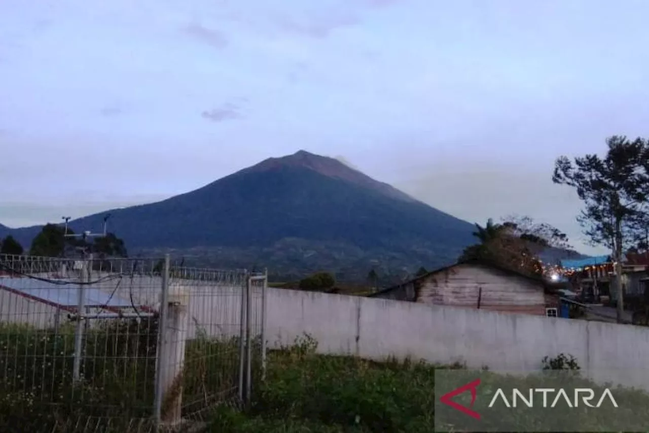 Aktivitas gempa Gunung Kerinci meningkat, berpotensi erupsi tiba-tiba