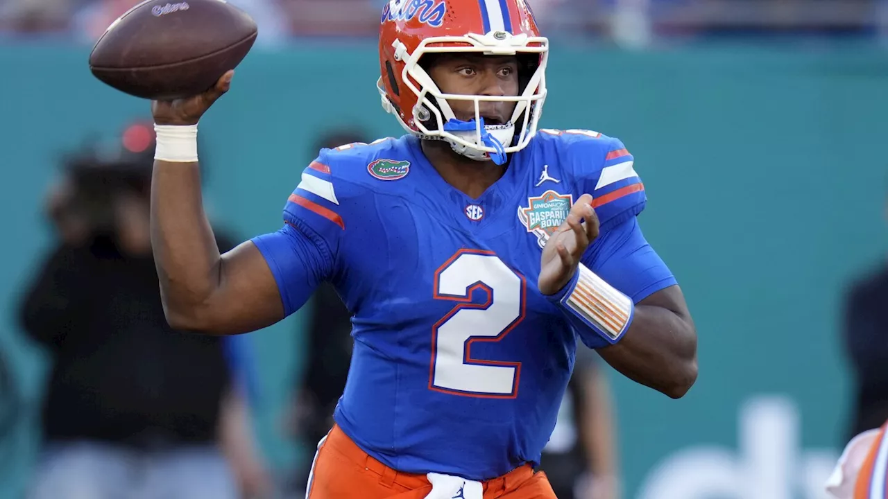 Lagway throws for 305 yards to help Florida trounce Tulane 33-8 in the Gasparilla Bowl