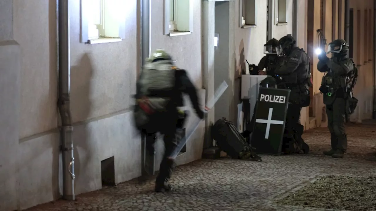 SEK-Großeinsatz: Hier stürmt die Polizei die Wohnung von Taleb A.