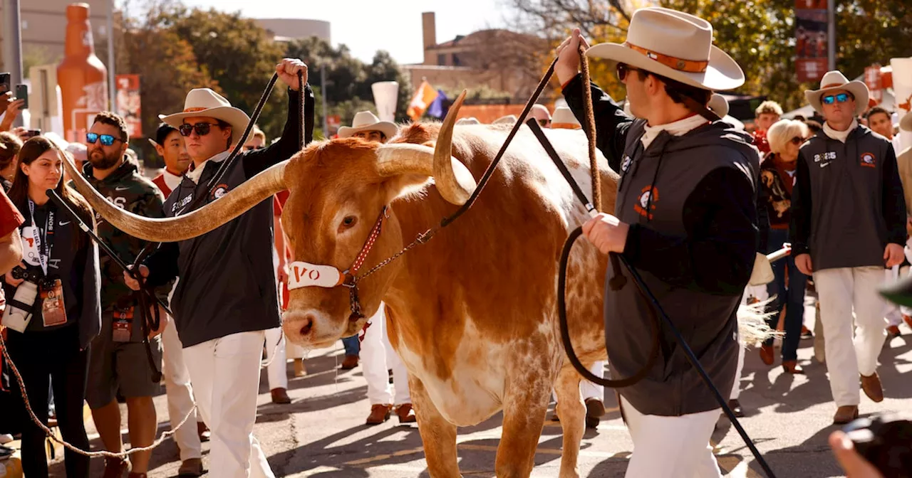 Full coverage: Texas hosts Clemson for CFP bout in Austin