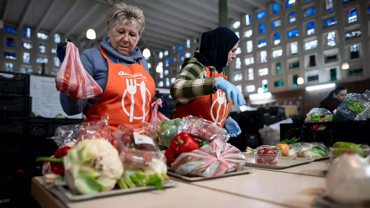 Armut: Viele Tafeln in Deutschland führen Wartelisten