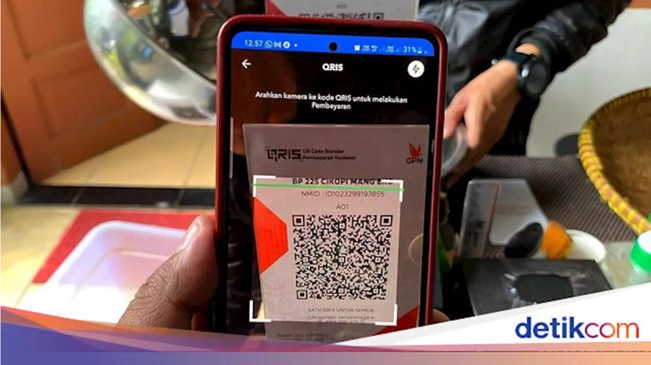 Bayar Pakai QRIS Kena PPN 12%, Begini Penjelasan Ditjen Pajak