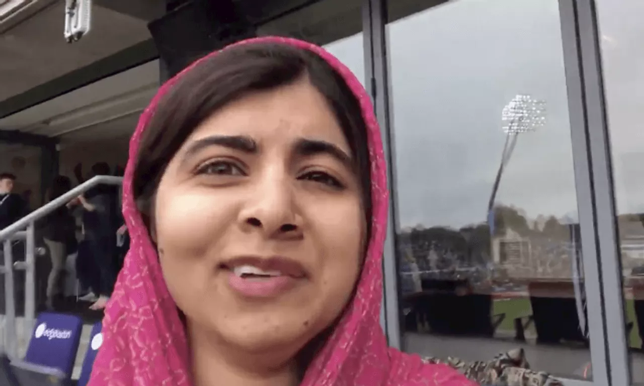 The actual Malala responded to that hilarious ’Malala’ reference in ’Booksmart’