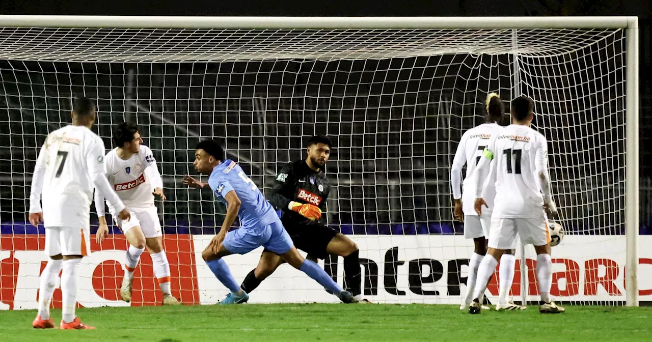 32es de finale : Le Puy (N2) surclasse Montpellier, Nice frôle la catastrophe contre Corte (N3)