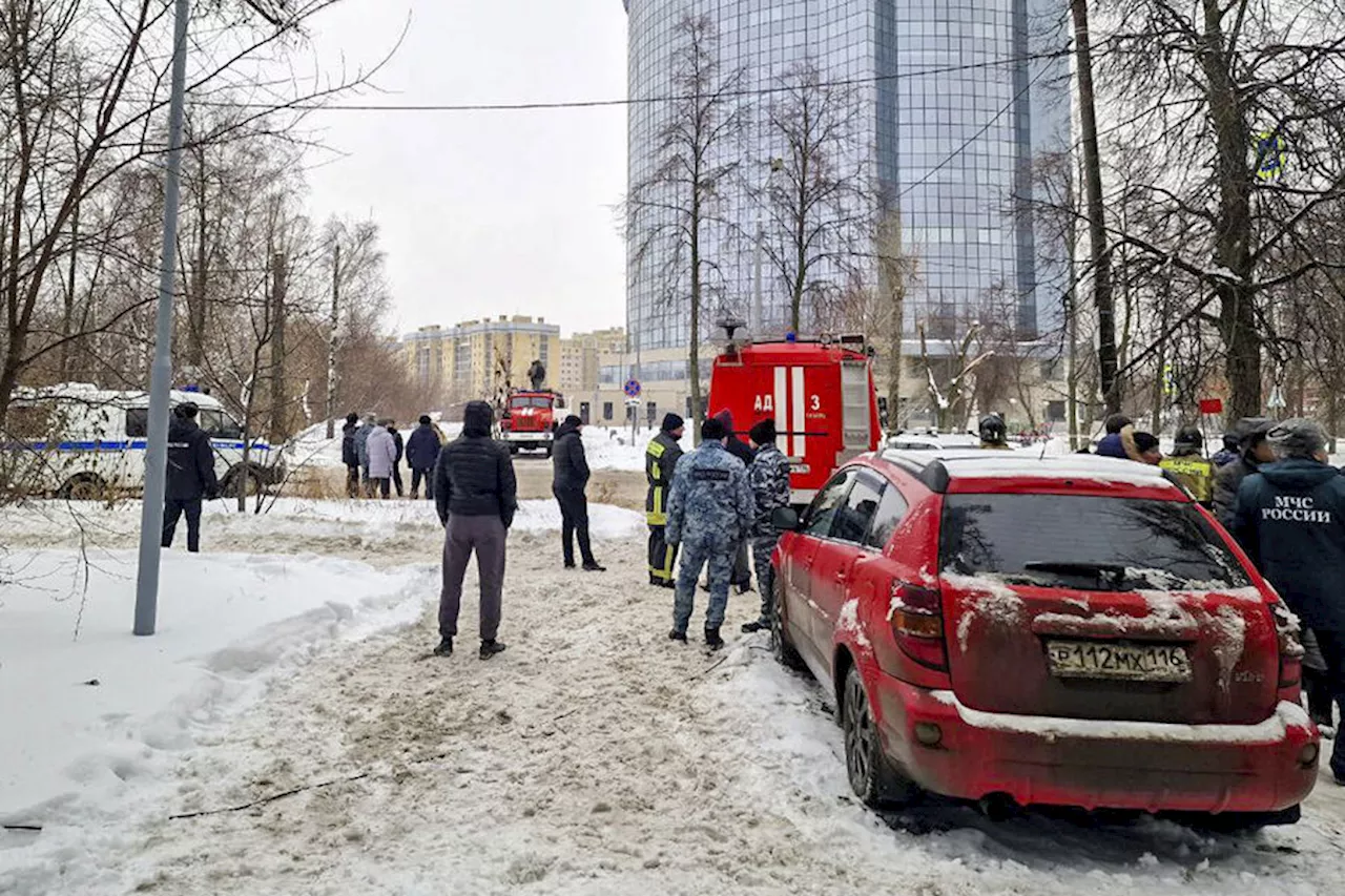 Обстановка в высотках Казани после первой атаки беспилотников попала на видео