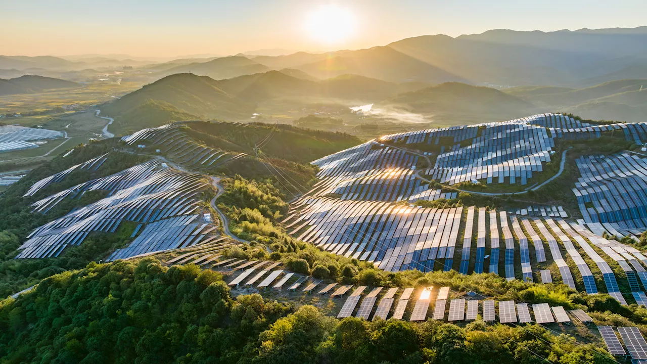 World’s highest-altitude solar station with 100 MW capacity powers up in Tibet