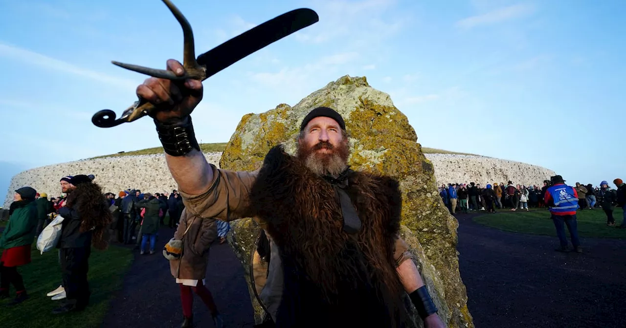 Winter solstice at Newgrange attracts hundreds: ‘There’s the sun coming up now, my God’