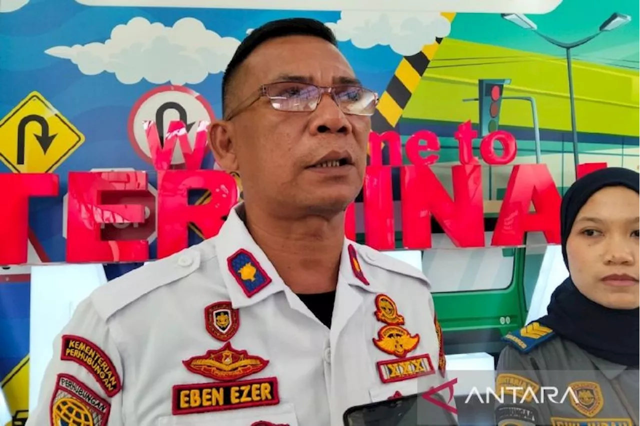 Puncak Kenaikan Penumpang di Terminal Amplas Diprediksi Pada 22 Desember 2024