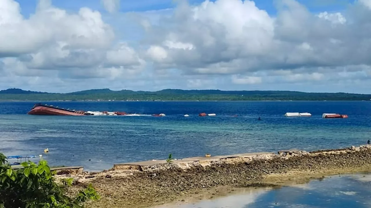 Berbenturan dengan Kapal Tanker, Kapal Kargo Kuala Mas Tenggelam di Perairan Teluk Kupang