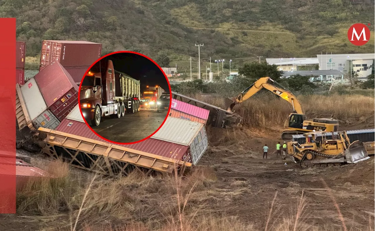 Reabren circulación en carretera tras descarrilamiento de tren en Zapotiltic, Jalisco