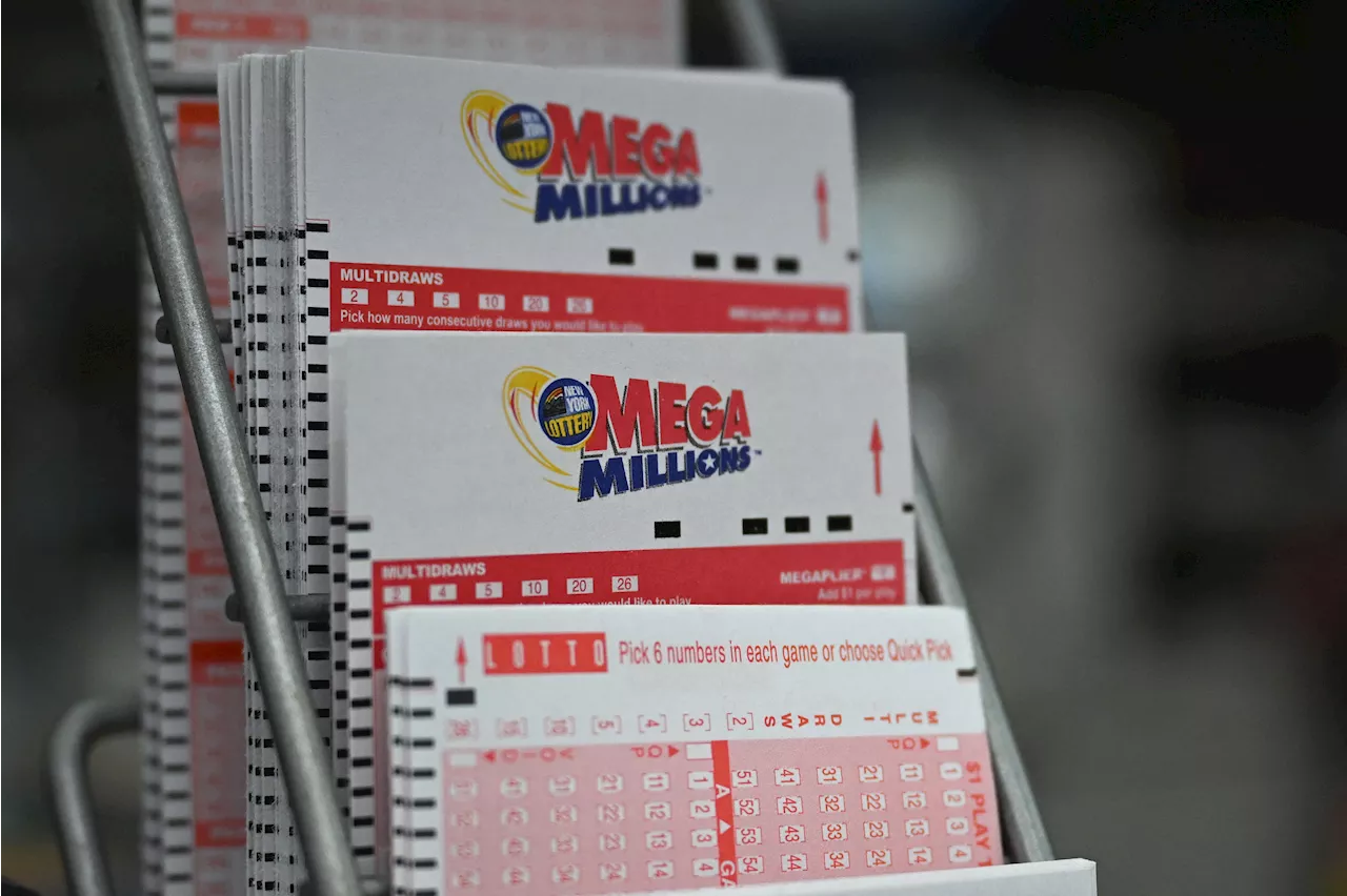 Winning numbers for $862 million Mega Millions jackpot drawn