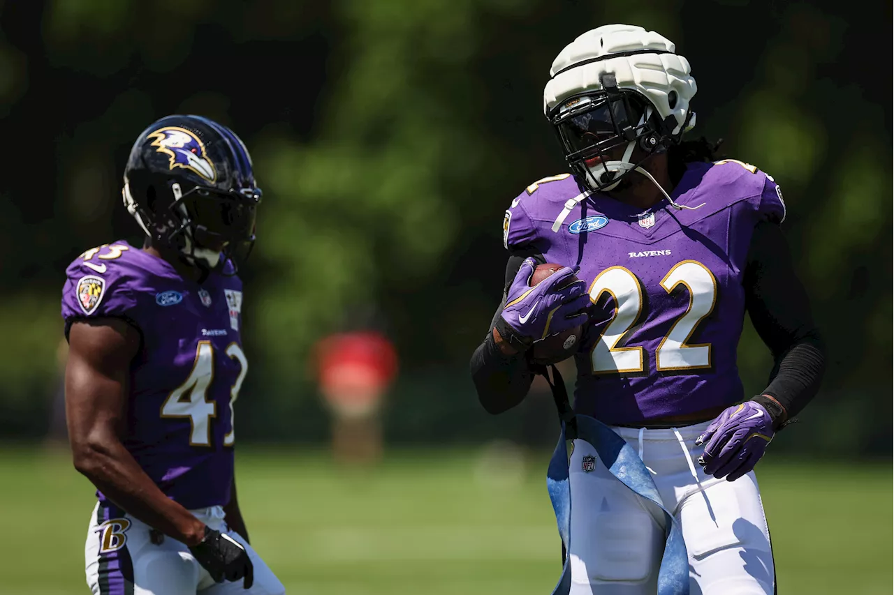 Ravens Running Back Leaves Game Early With Concussion