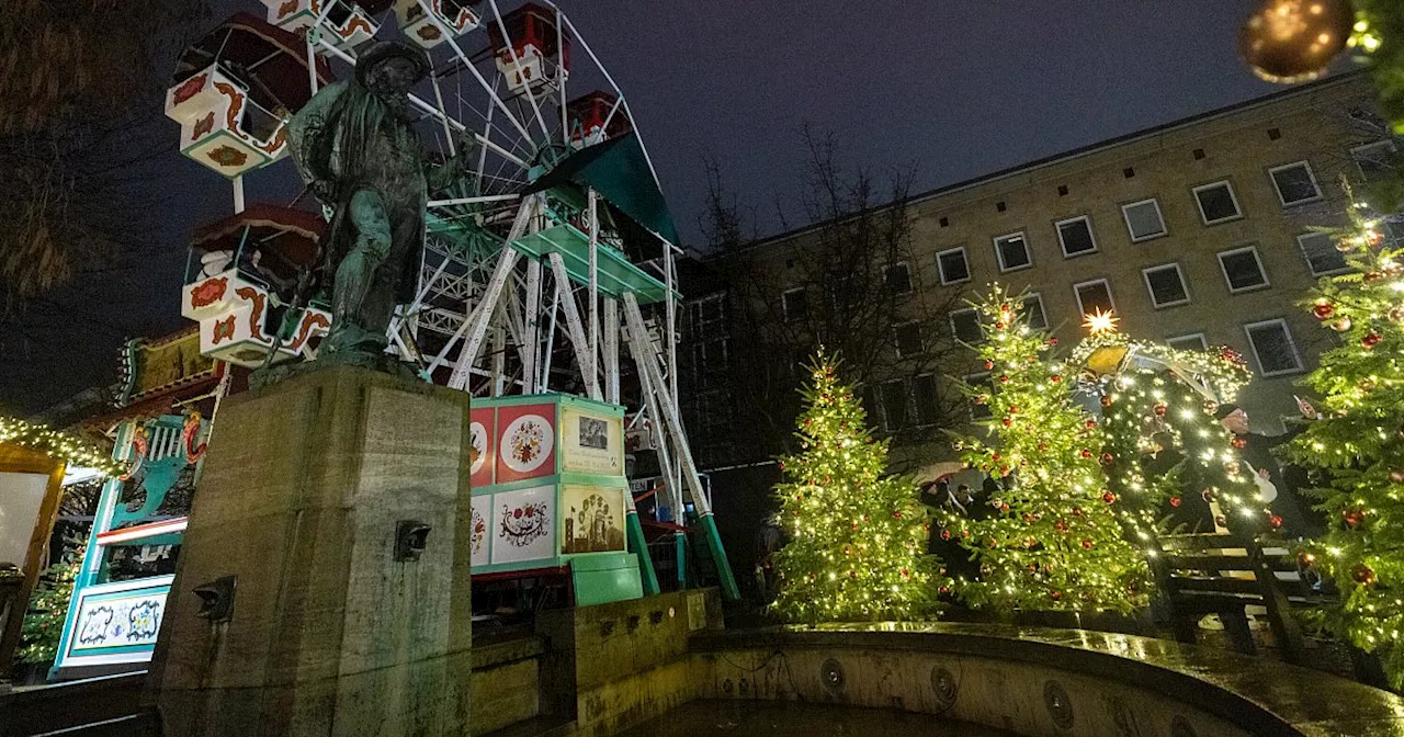 Auf dem Bielefelder Weihnachtsmarkt wird es dunkel und still