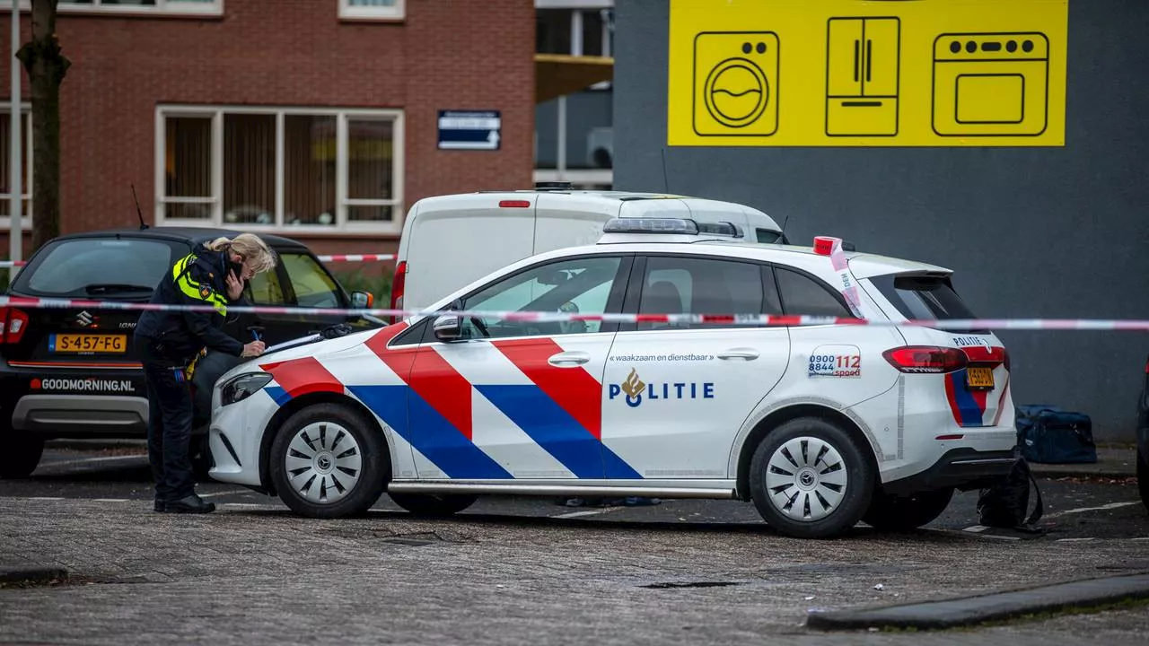 112-nieuws: dode man op parkeerplaats • slapende man met inbrekersspullen