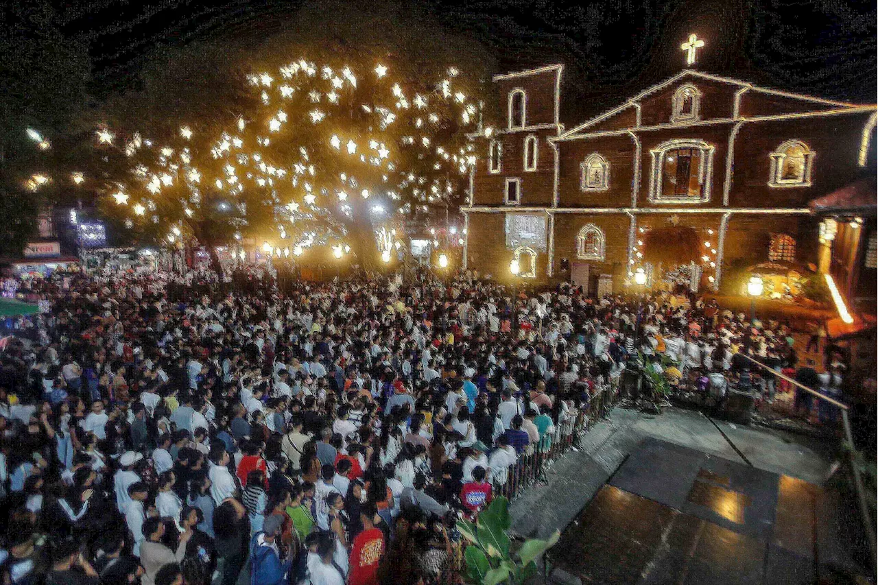 IN PHOTOS: Filipino Catholics celebrate Simbang Gabi 2024