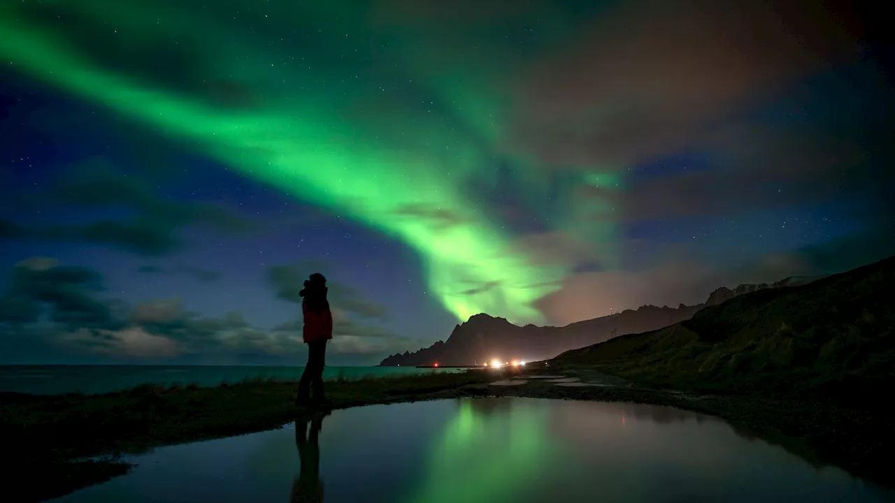 'Bajo el sonido de la aurora boreal', un recorrido fotográfico y literario por el interior de la noche ártica