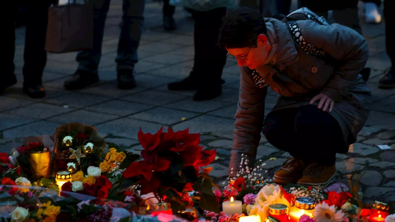 Dolor entre incógnitas en Alemania tras el atropello múltiple en el mercado navideño de Magdeburgo