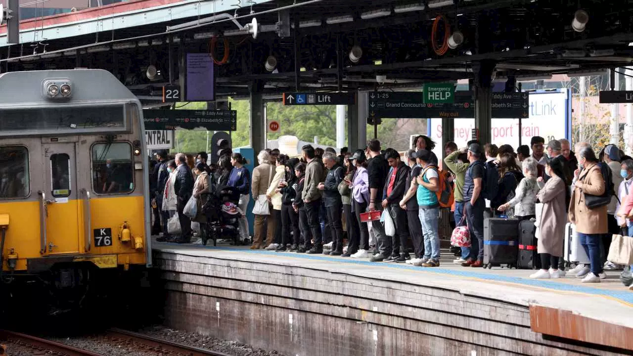 Major cancellations and delays on Sydney train network as govt and union clash