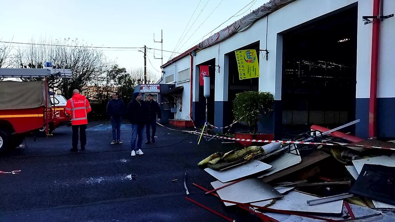 Incendie en Charente-Maritime : la caserne des pompiers de Jonzac en feu