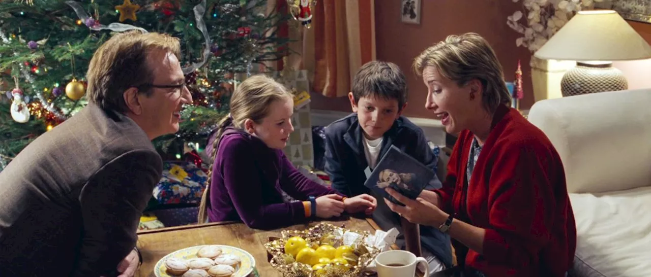 The two-minute Emma Thompson scene that saves Love Actually