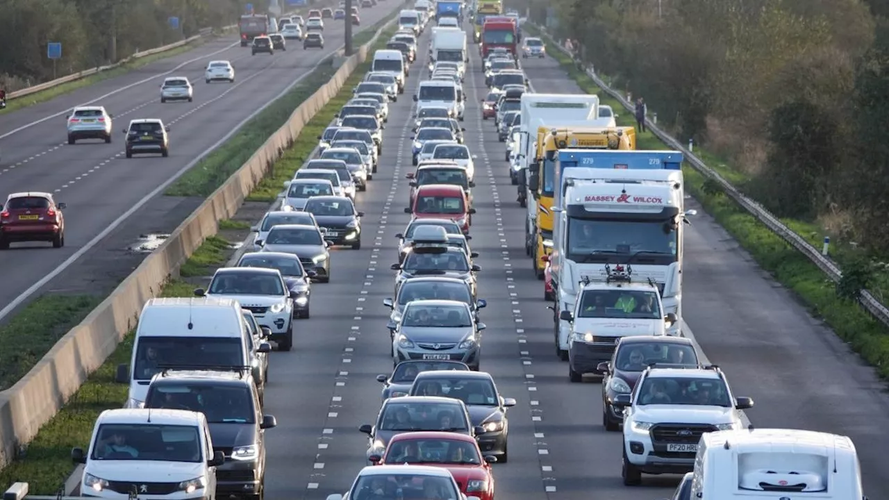 UK Travel latest: Drivers issued Christmas travel warning on 'snarl-up Saturday'