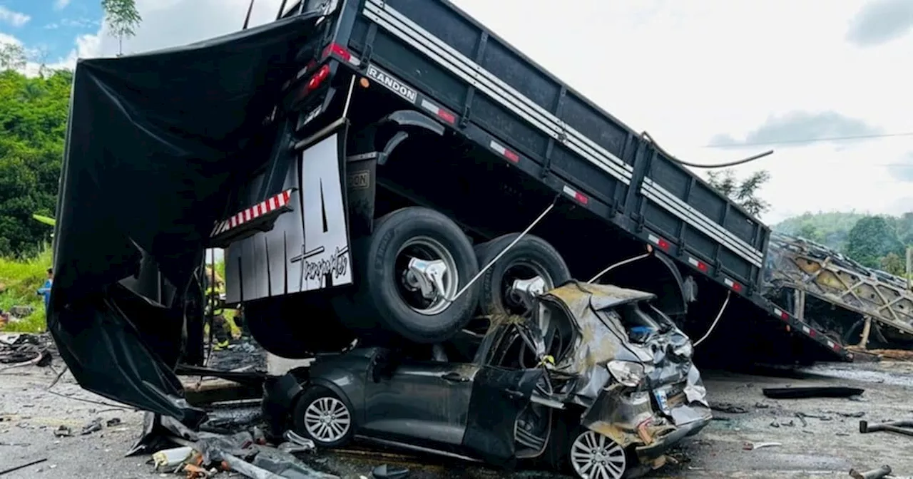 Tragedia en Brasil: 38 muertos en accidente de tres vehículos que luego se incendiaron