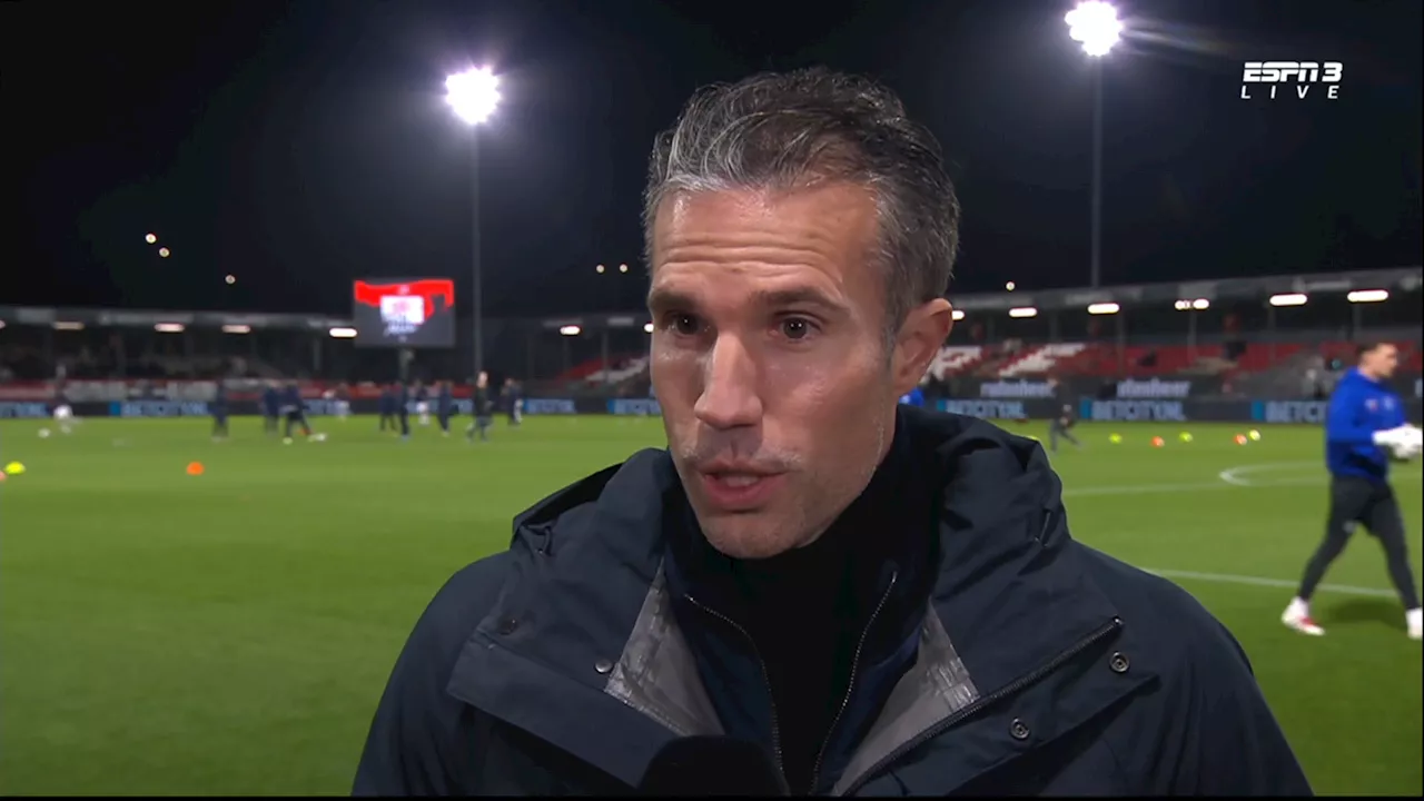 Robin van Persie haalt uit naar tegenstander Almere City: 'Belabberd en heel vreemd'