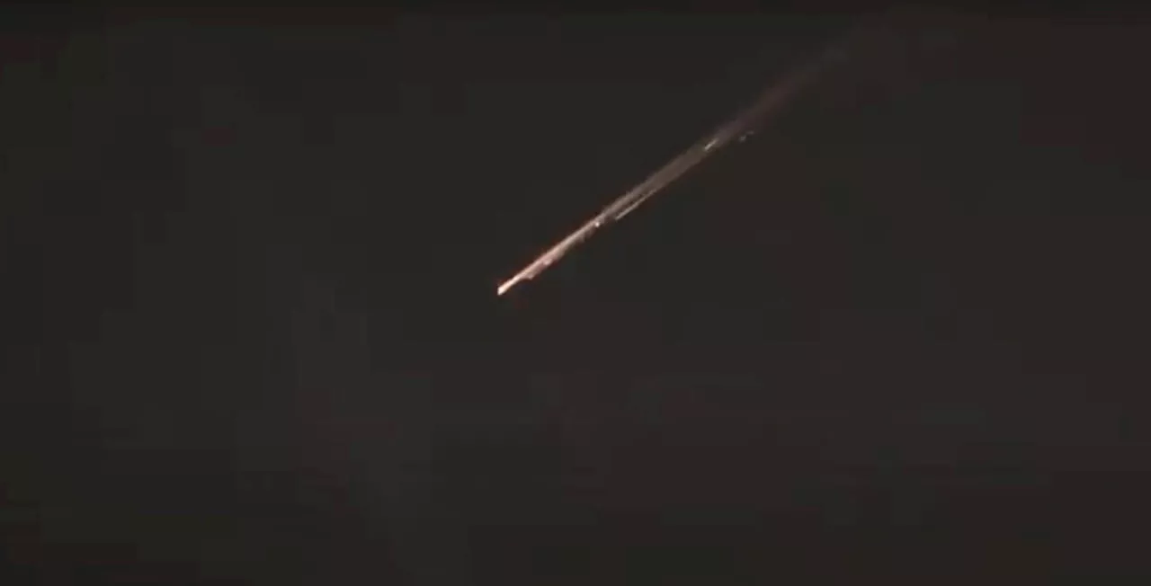 Fireballs seen over Alabama: Were they meteors or a Chinese satellite?