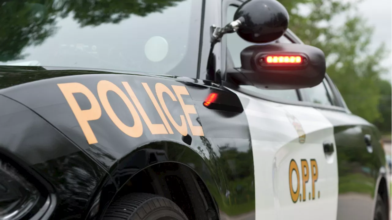 Westbound QEW, southbound Highway 403 in Oakville closed for police investigation