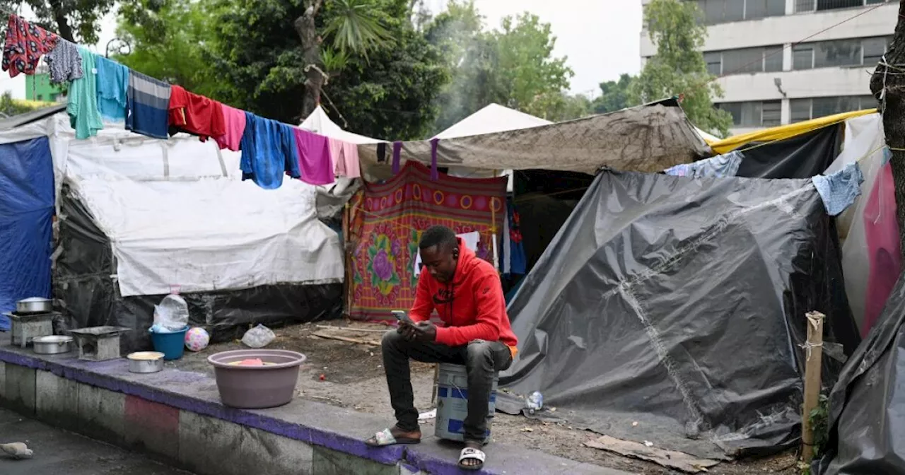 CDMX, la Ciudad Santuario que da a migrantes hacinamiento y condiciones insalubres