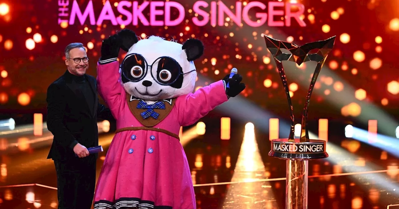 „The Masked Singer“: Als der Panda enthüllt wird, kullern sogar bei Rea Garvey die Tränen