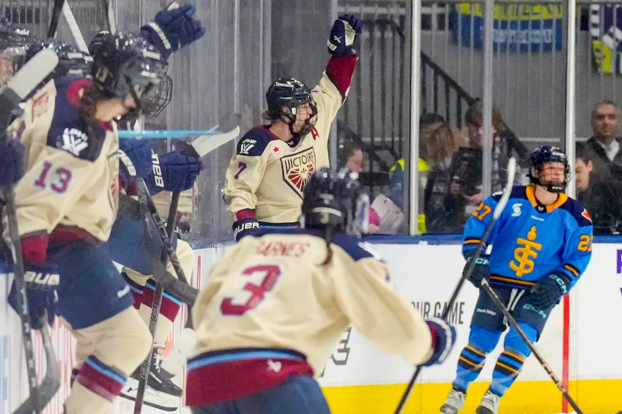 Laura Stacey scores on OT breakaway to lift the Montreal Victoire past the Toronto Sceptres, 4-3