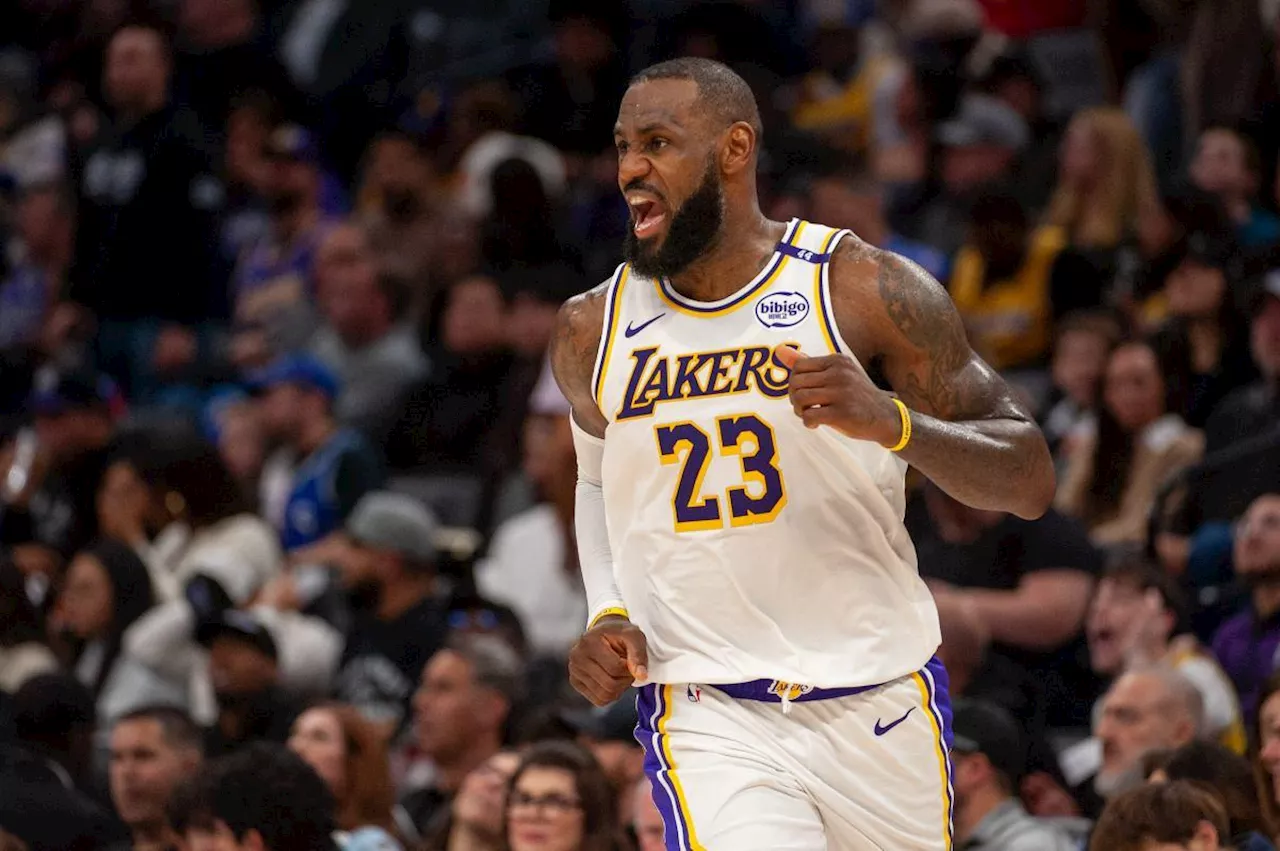 NBA: LeBron James pours in 32 points as Lakers sweep Kings