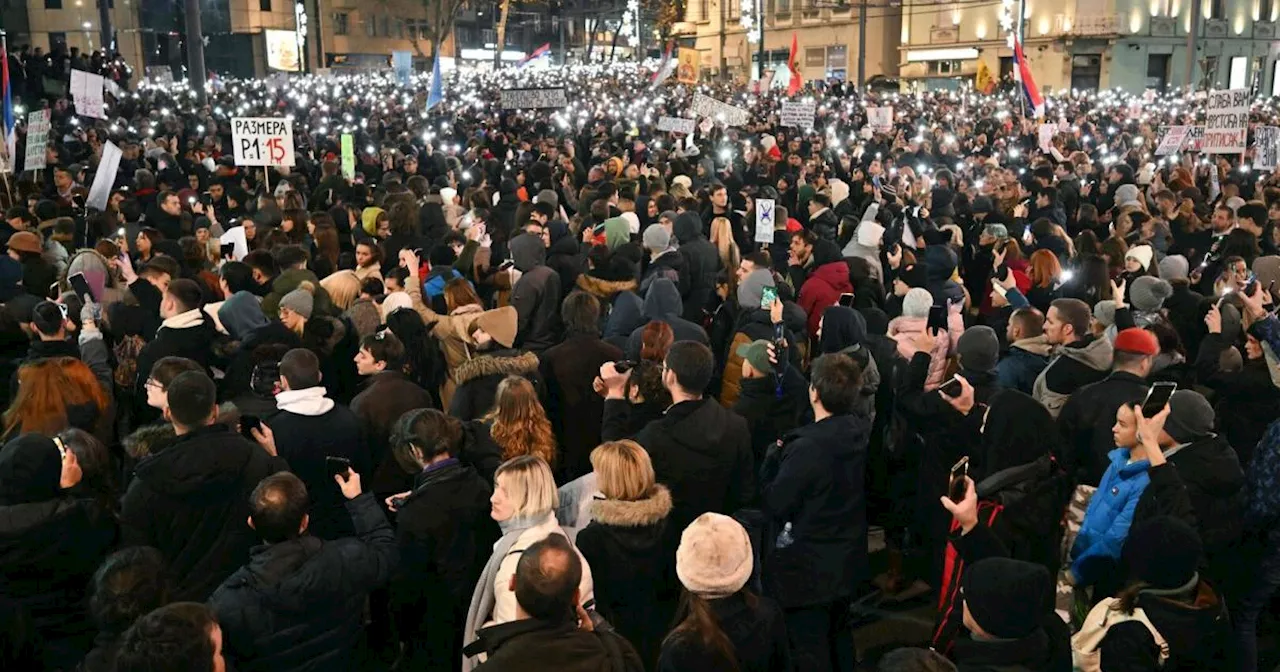 Belgrad: Tausende Studenten demonstrieren gegen Regierung