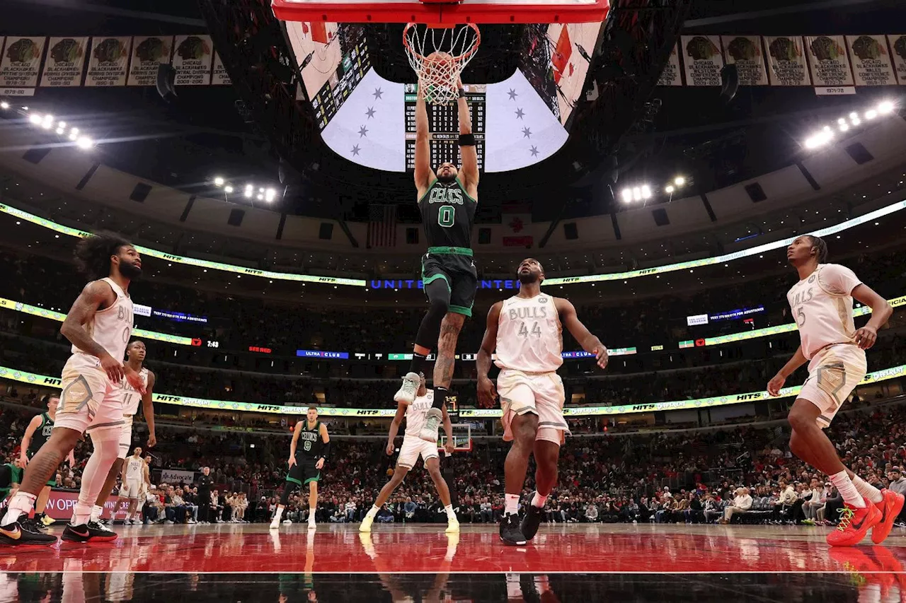 NBA: les Celtics dominent les Bulls grâce à un Tatum inarrêtable